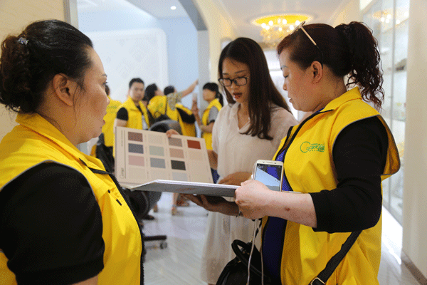 天然居硅藻泥第22期營銷培訓(xùn)圓滿結(jié)業(yè) 天然居硅藻泥第22期營銷培訓(xùn)圓滿結(jié)業(yè)