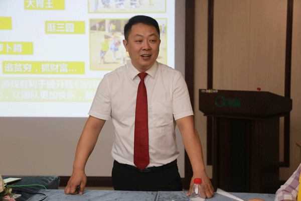 天然居硅藻泥第22期營銷培訓(xùn)圓滿結(jié)業(yè) 天然居硅藻泥第22期營銷培訓(xùn)圓滿結(jié)業(yè)