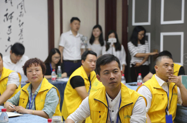 天然居硅藻泥第22期營銷培訓(xùn)圓滿結(jié)業(yè) 天然居硅藻泥第22期營銷培訓(xùn)圓滿結(jié)業(yè)